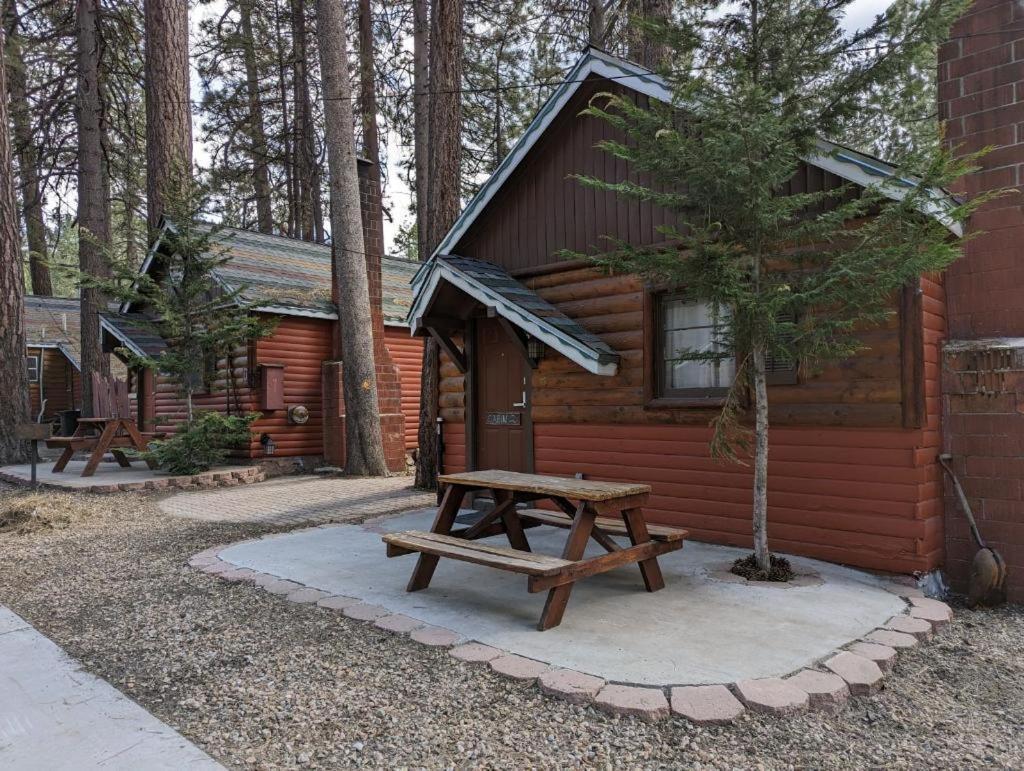 Three Pines Cabins Big Bear Lake Exterior foto
